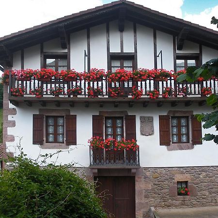 Casa Rural Bordaberea Maya del Baztan Ngoại thất bức ảnh