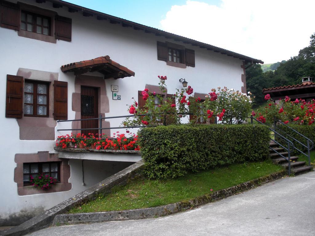 Casa Rural Bordaberea Maya del Baztan Ngoại thất bức ảnh